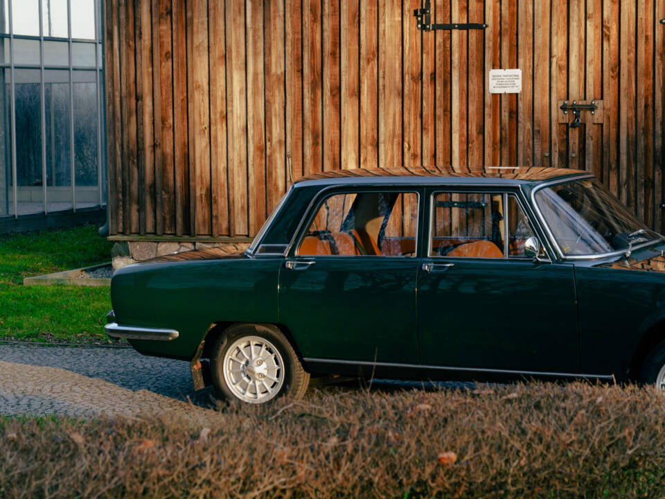 Image 57/78 de Alfa Romeo 1750 Berlina (1970)