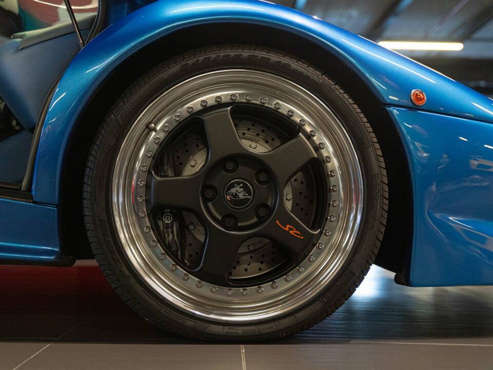 Image 17/36 of Lamborghini Diablo SV (1998)