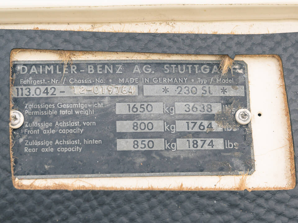 Image 55/60 of Mercedes-Benz 230 SL (1967)