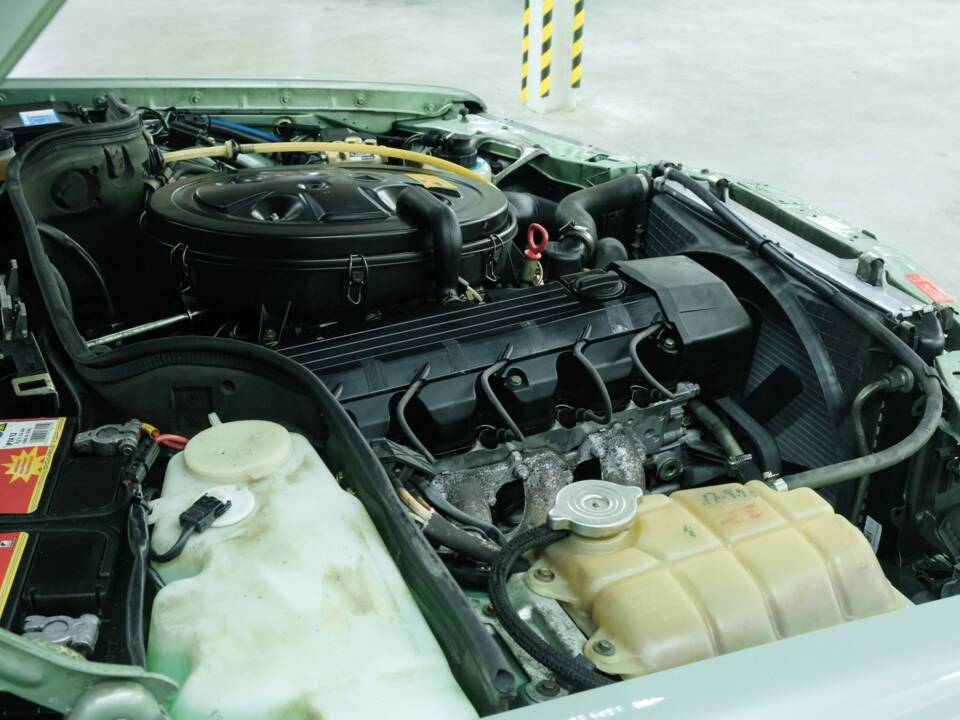 Bild 17/50 von Mercedes-Benz 300 SE (1986)