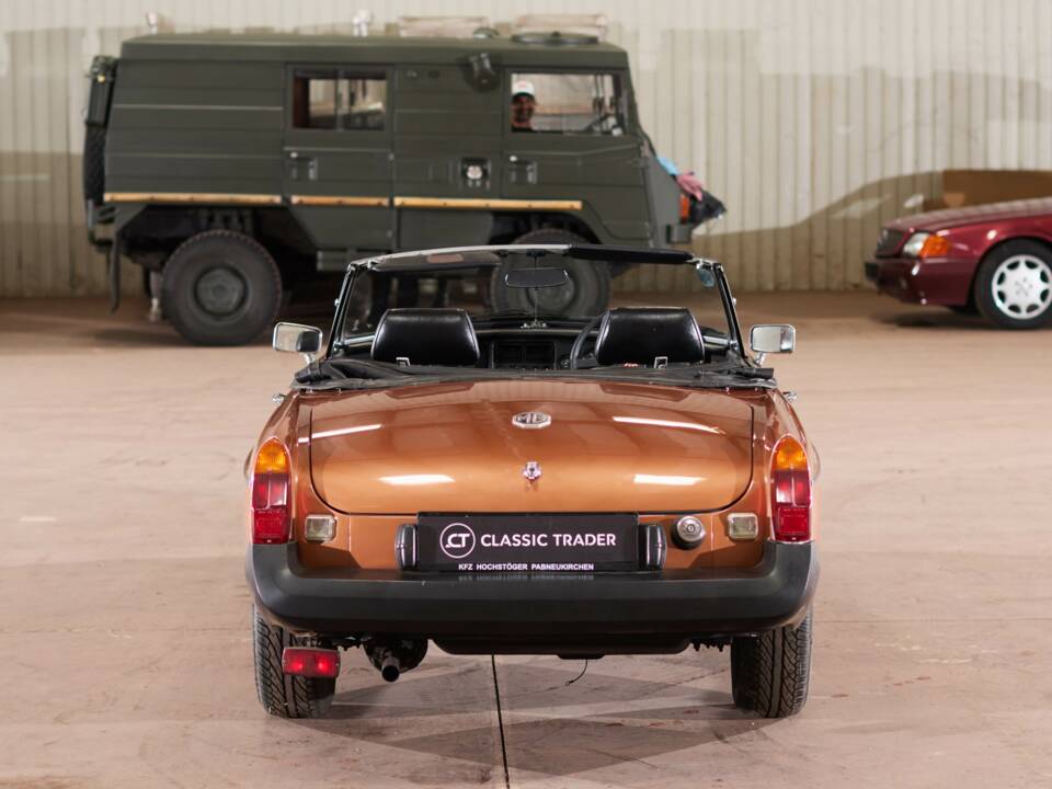 Immagine 8/25 di MG MGB Limited Edition (1981)
