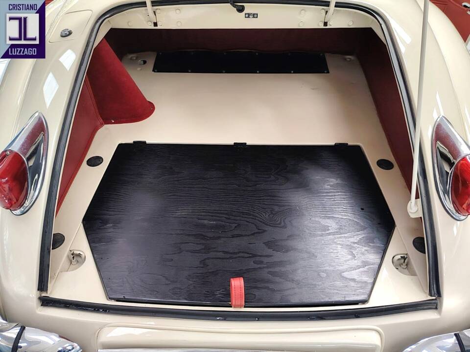 Image 61/74 of Jaguar XK 140 OTS (1956)