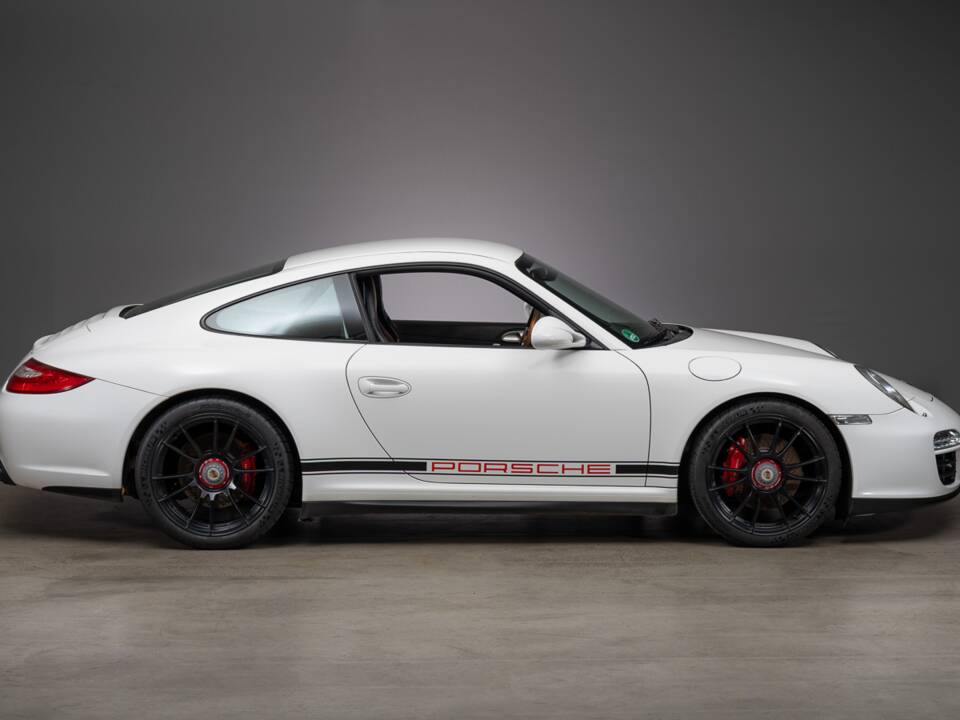 Imagen 5/46 de Porsche 911 Carrera GTS (2011)