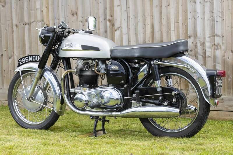 Immagine 27/39 di Norton 650 SS (1964)