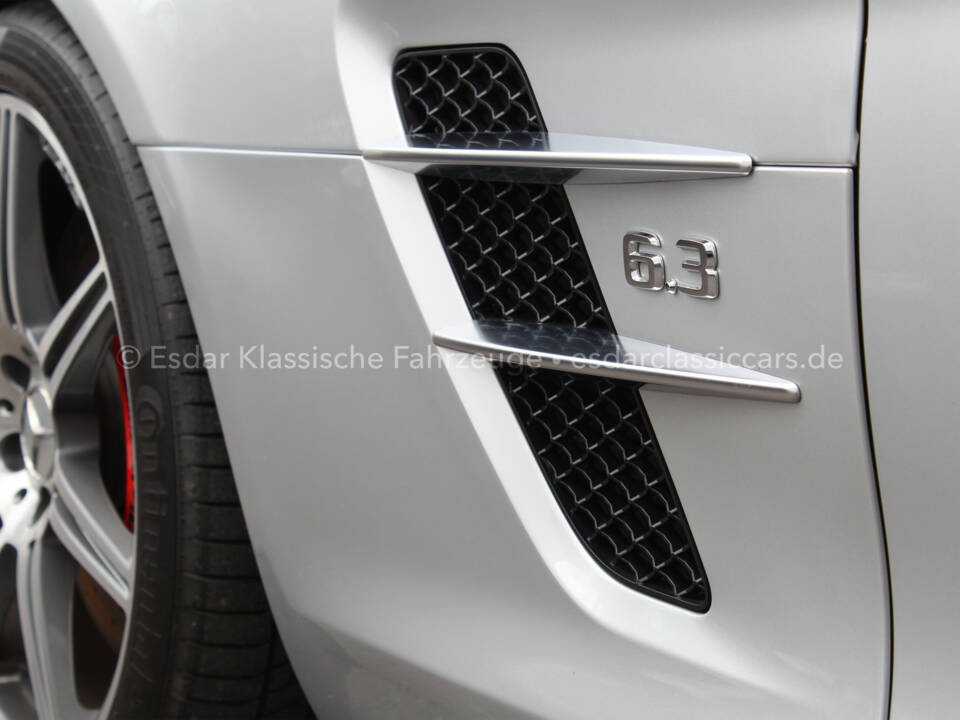 Afbeelding 32/36 van Mercedes-Benz SLS AMG Roadster (2012)