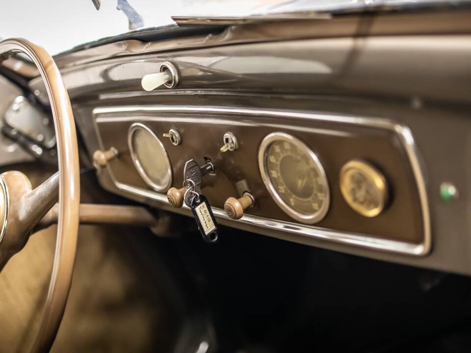 Bild 10/16 von FIAT 500 C Topolino (1952)