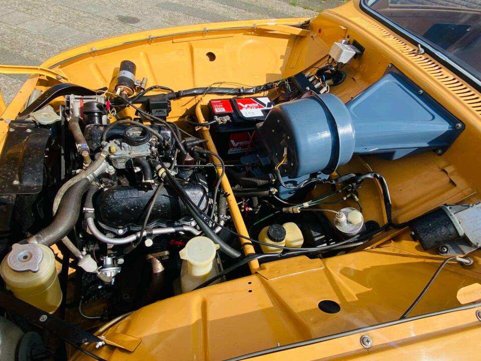 Image 11/50 of Saab 96 V4 (1975)