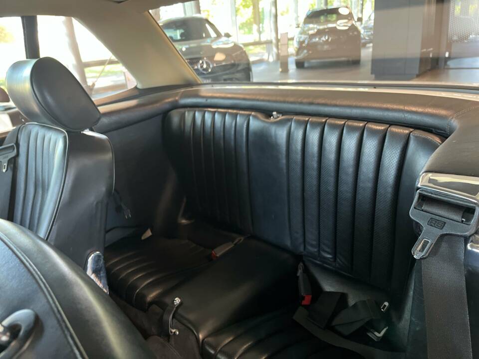 Image 6/25 de Mercedes-Benz 420 SL (1986)