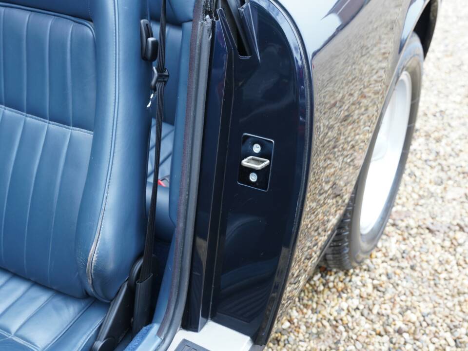 Image 49/50 of Aston Martin Virage Volante (1994)