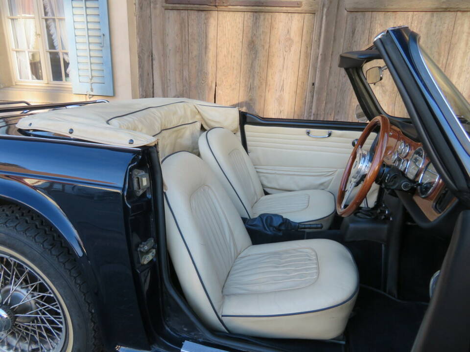 Bild 8/16 von Triumph TR 4A IRS (1967)