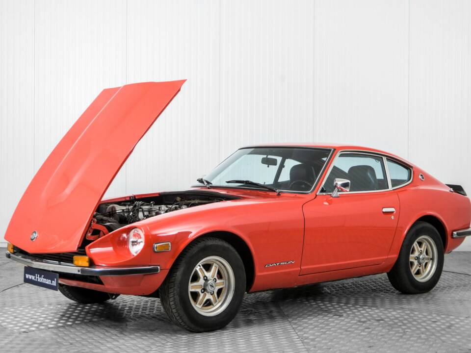 Image 31/50 of Datsun 240 Z (1974)