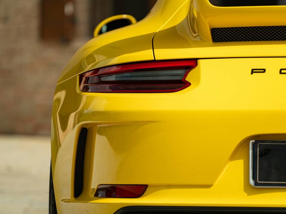 Bild 13/50 von Porsche 911 GT3 (2017)