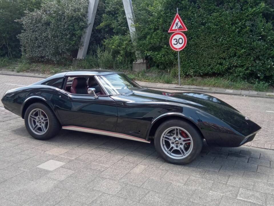 Image 1/8 of Chevrolet Corvette Stingray (1974)