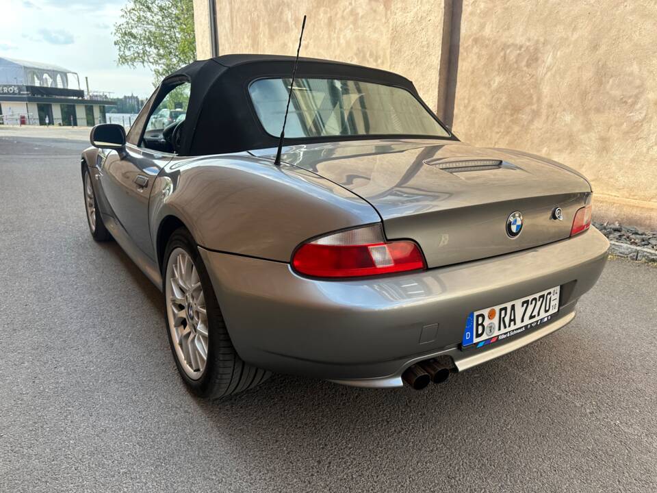 Bild 8/49 von BMW Z3 2.2i (2001)