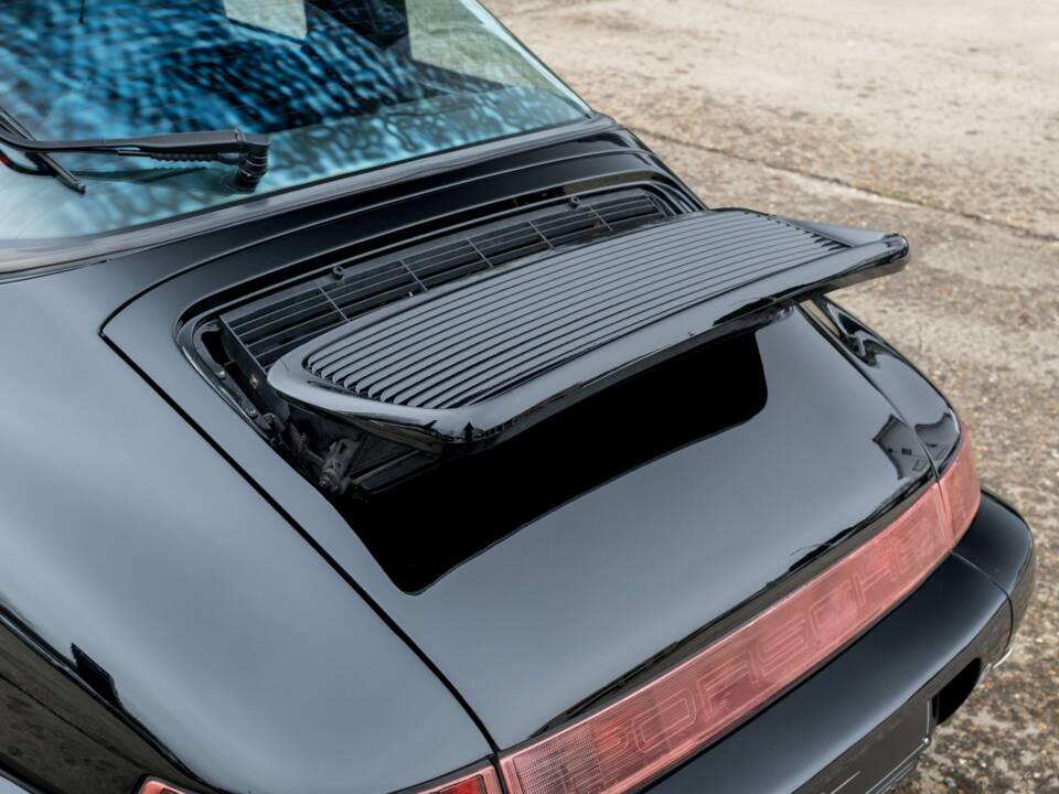 Bild 15/29 von Porsche 911 Carrera 2 (1990)