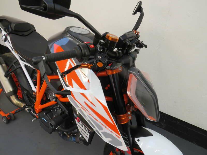 Immagine 5/48 di KTM 1290 Super Duke R (2018)