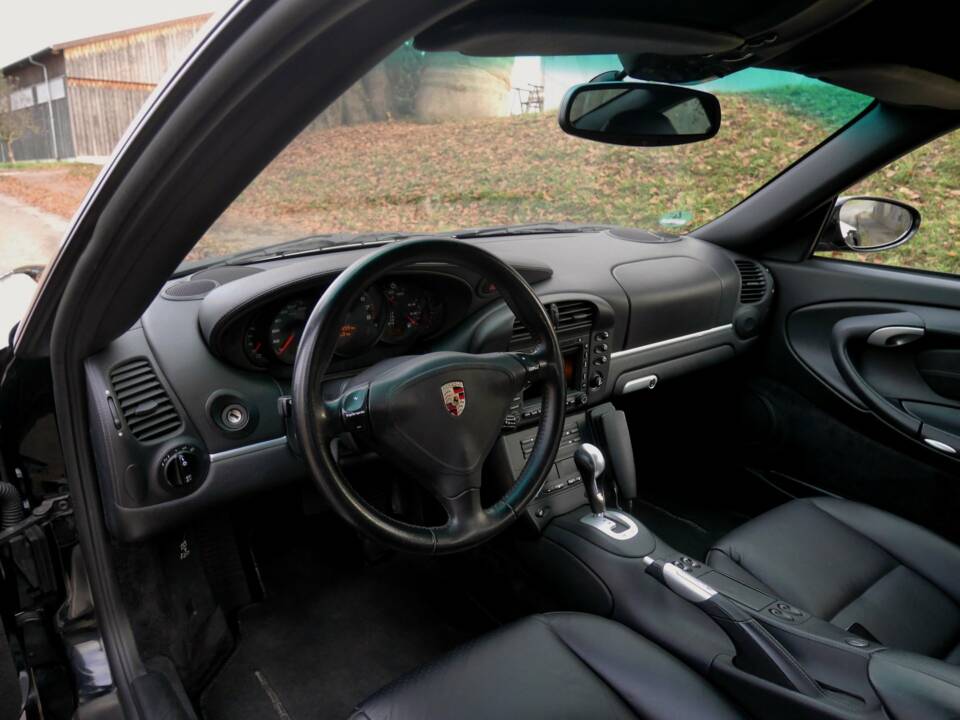 Bild 27/32 von Porsche 911 Turbo (WLS) (2004)