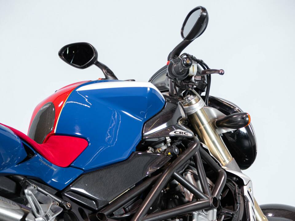 Bild 40/50 von MV Agusta DUMMY (2004)
