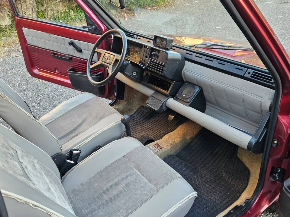 Immagine 22/28 di FIAT Panda 4x4 1,0 (1991)