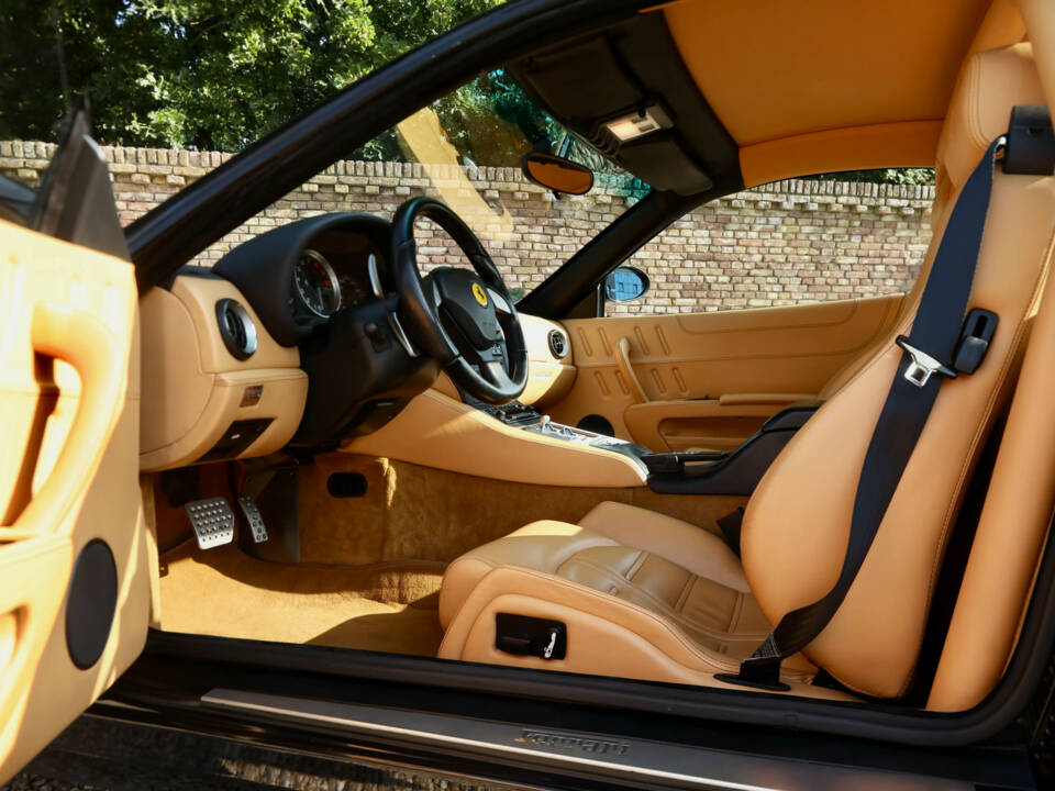 Image 13/50 of Ferrari 575M Maranello (2004)