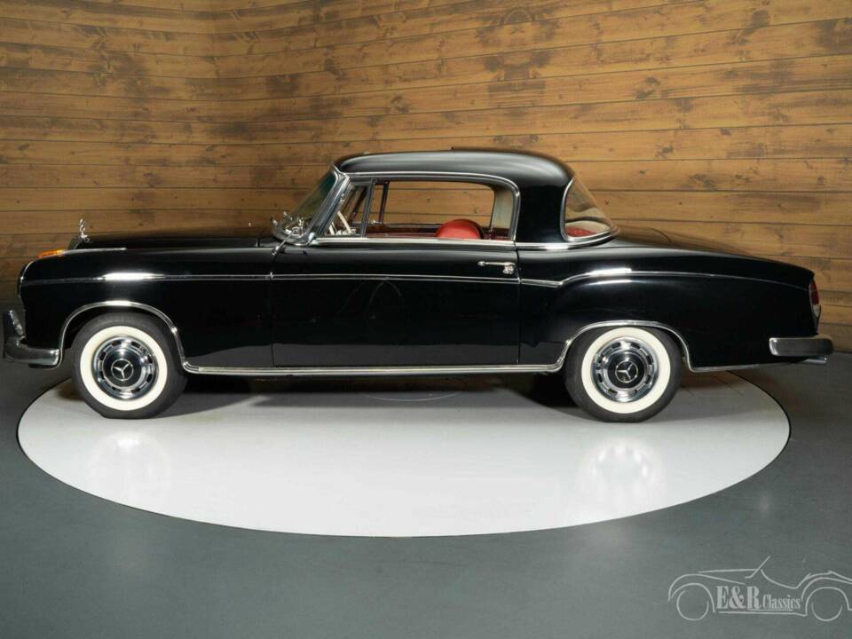 Bild 15/19 von Mercedes-Benz 220 S (1959)