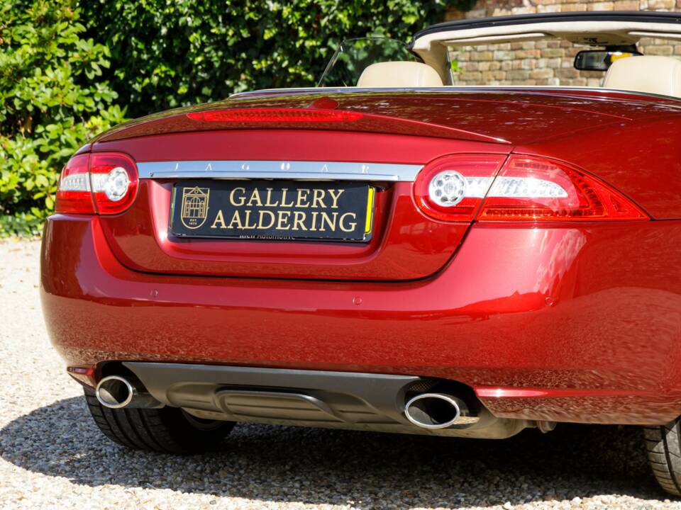 Image 41/50 of Jaguar XK (2011)
