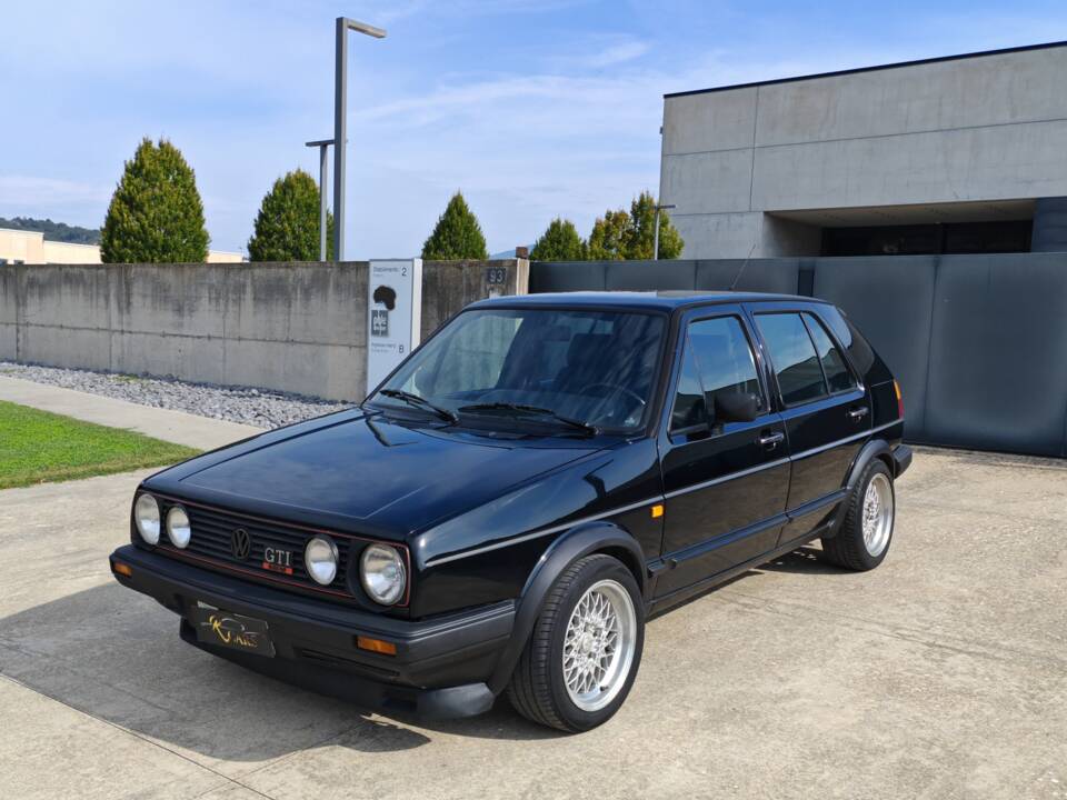 Bild 1/42 von Volkswagen Golf II GTi 16V 1.8 (1986)