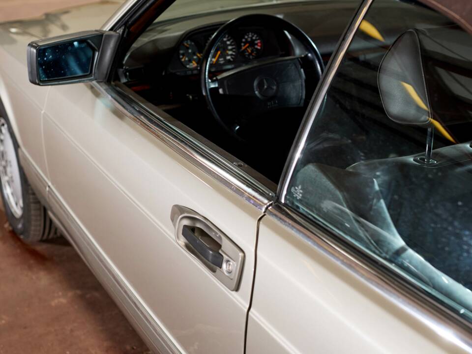 Bild 44/56 von Mercedes-Benz 500 SEC Bähr (1990)