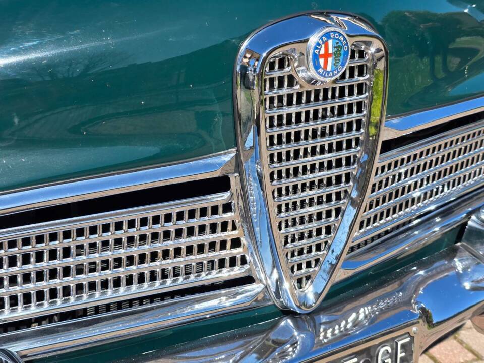 Image 32/50 of Alfa Romeo Giulietta TI (1963)