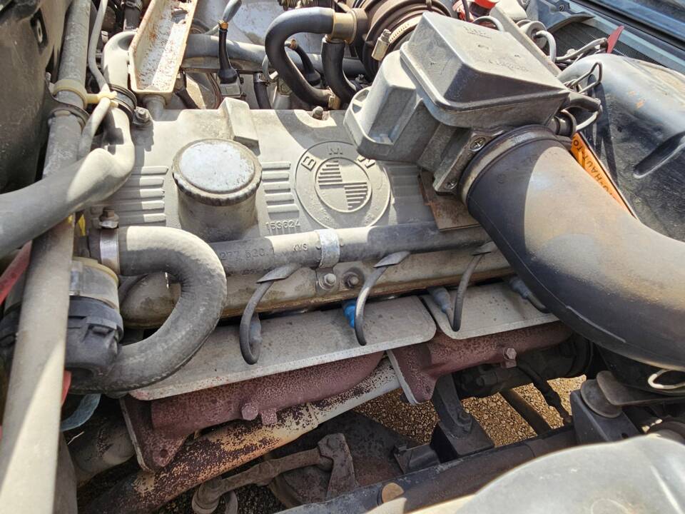 Image 71/100 of BMW 728i (1983)