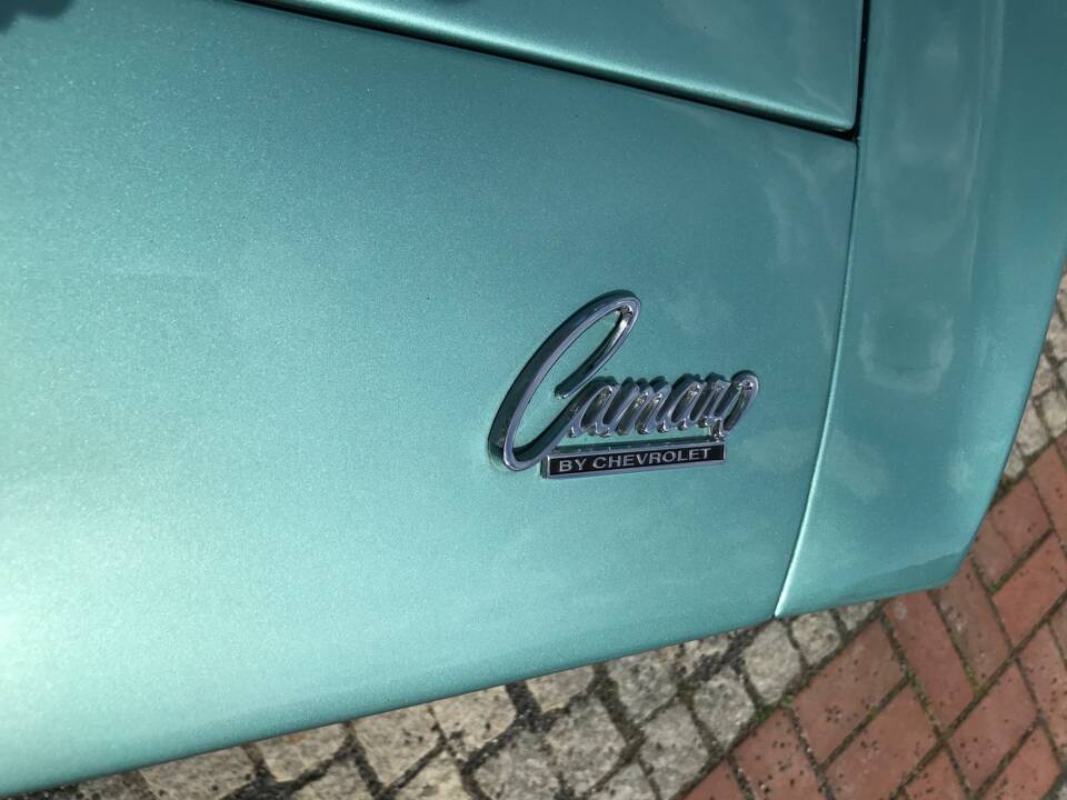 Immagine 21/84 di Chevrolet Camaro Convertible (1968)