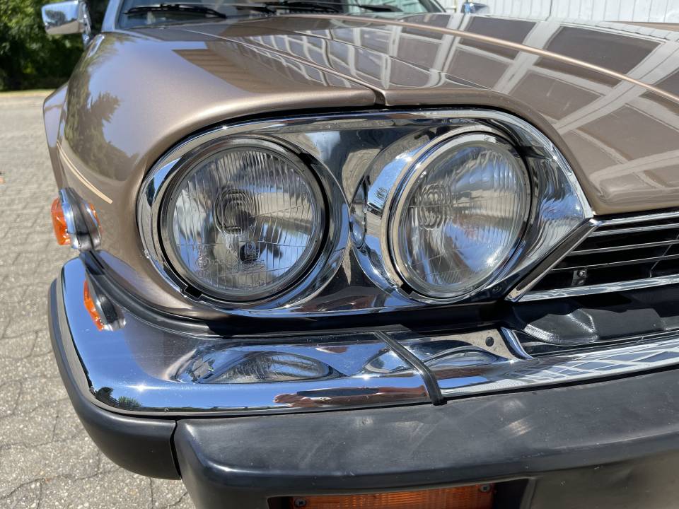 Bild 16/42 von Jaguar XJ-S Convertible (1989)