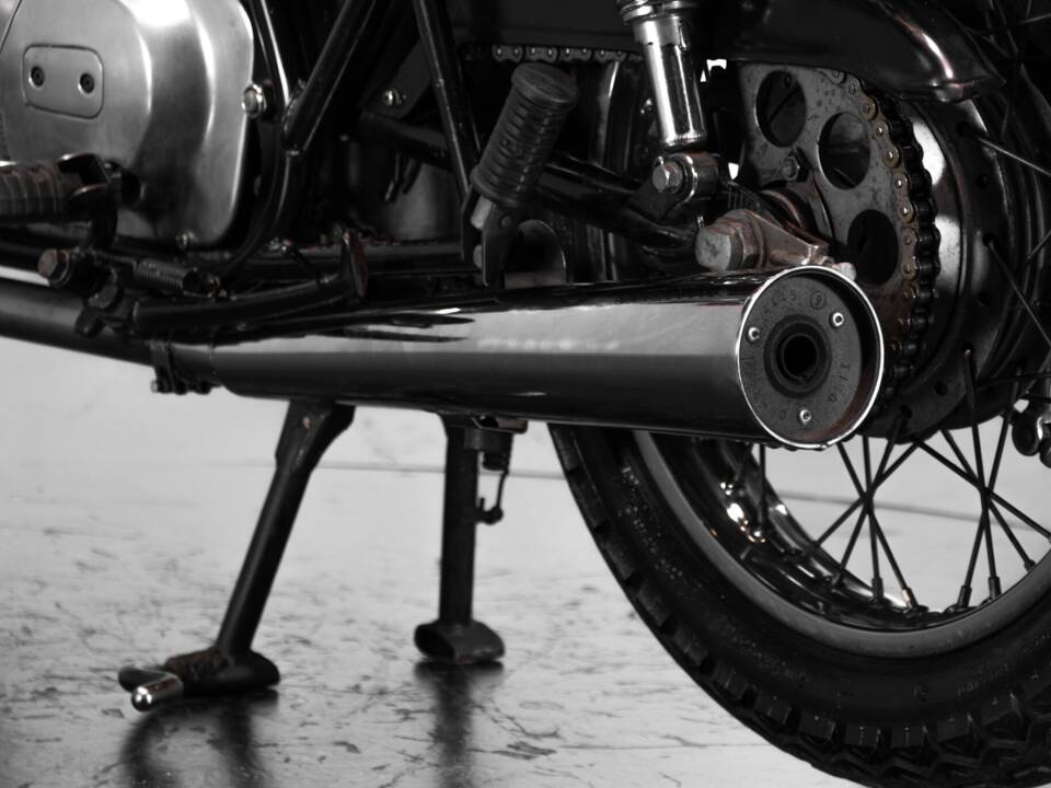 Image 15/40 of Kawasaki Z 400 (1975)