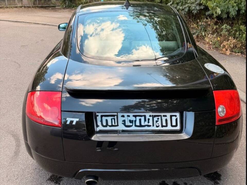 Image 8/9 de Audi TT 1.8 T (2002)