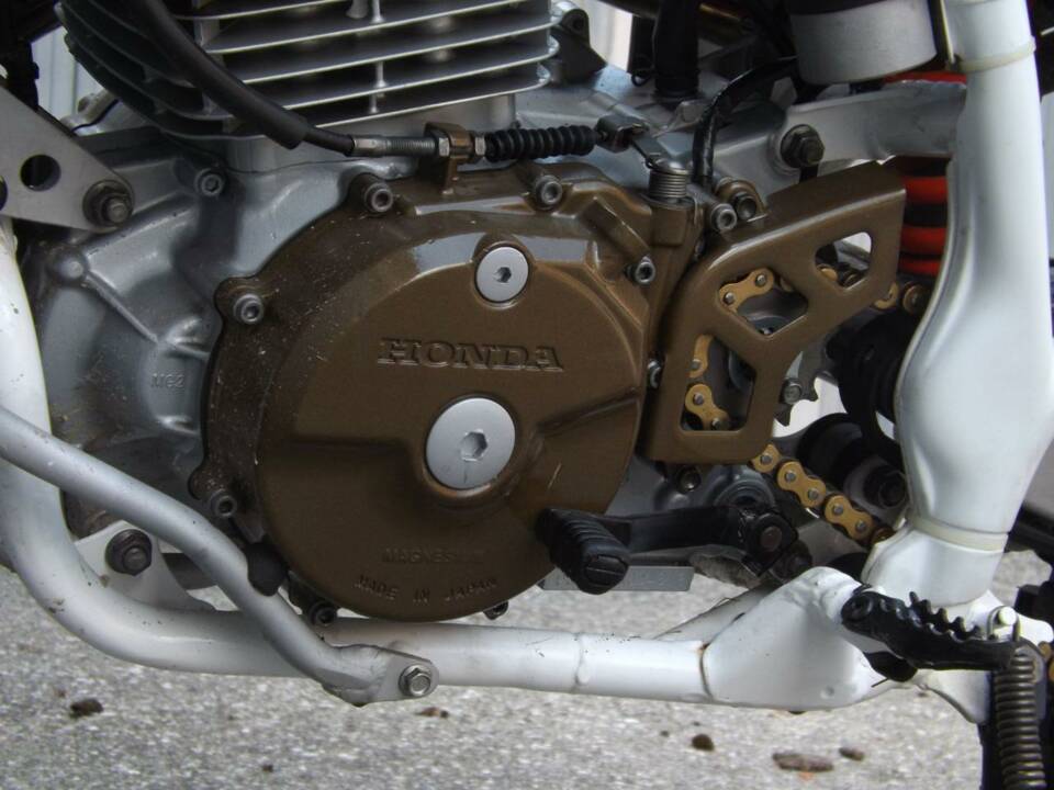 Immagine 47/50 di Honda XR 600R (1988)