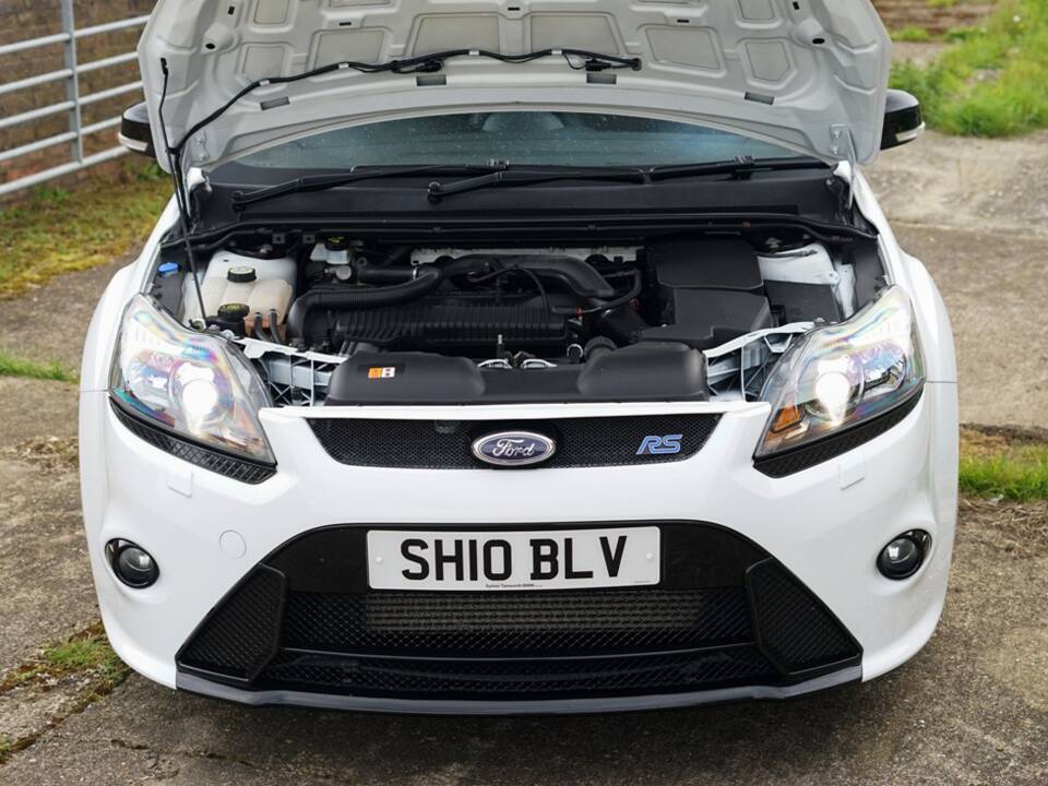 Image 5/22 of Ford Focus RS (2010)