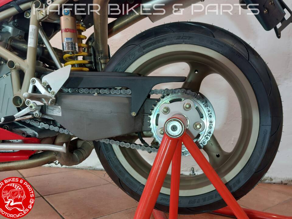 Bild 38/42 von Ducati 916 (1995)