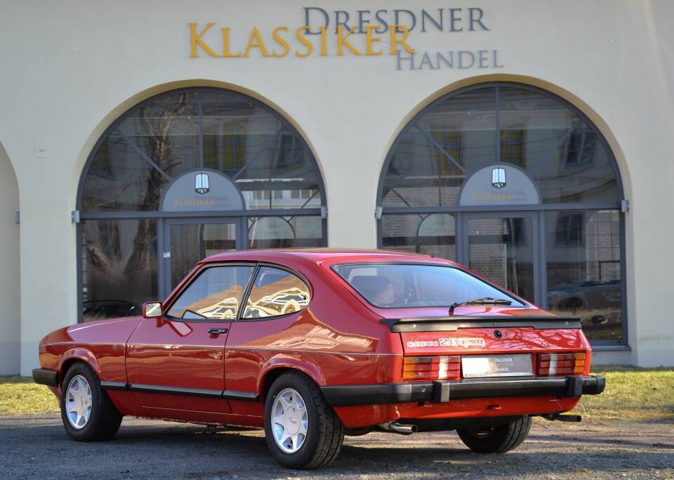 Immagine 8/33 di Ford Capri 2,8i (1981)