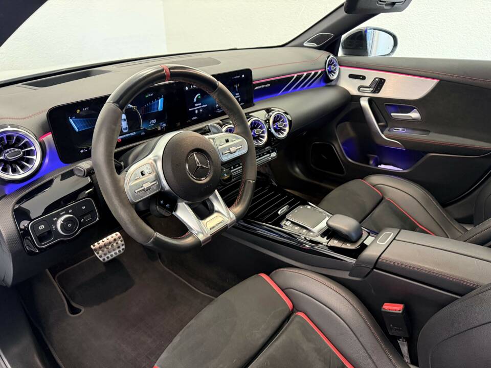Image 13/31 of Mercedes-AMG CLA 45 S 4MATIC+ (2021)