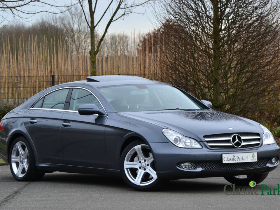 Bild 7/50 von Mercedes-Benz CLS 350 CGI (2008)