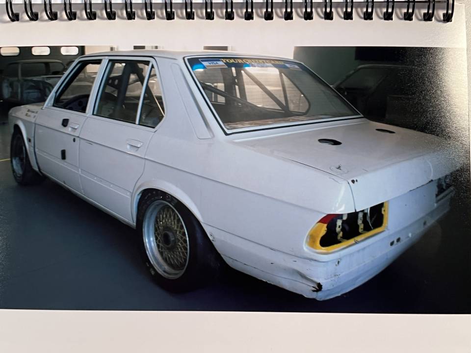 Bild 17/39 von BMW 528i Group A (1982)