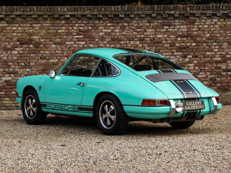 Immagine 2/50 di Porsche 912 (1968)