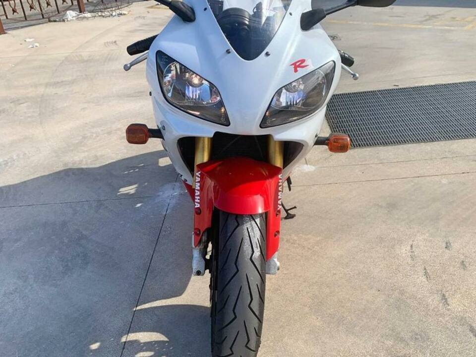 Immagine 8/10 di Yamaha DUMMY (1999)