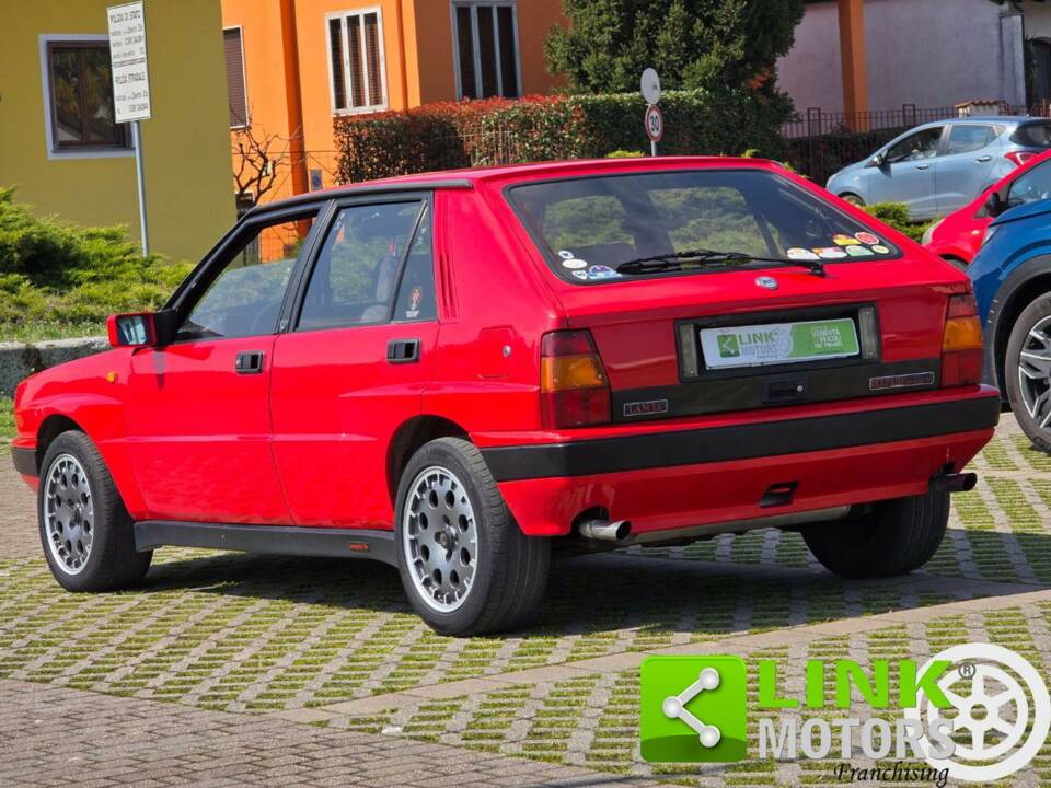 Bild 3/10 von Lancia Delta HF Turbo (1990)