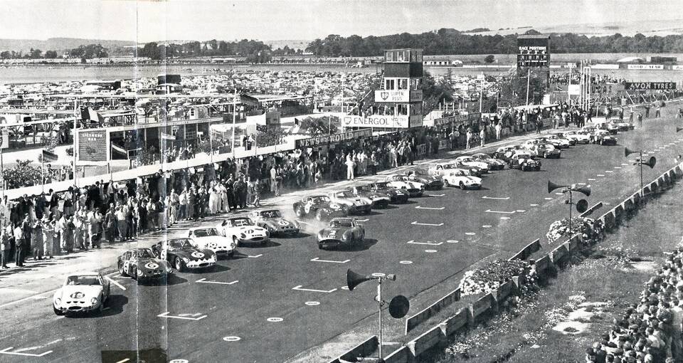 Image 43/50 of Sunbeam Alpine &quot;Le Mans&quot; (1962)