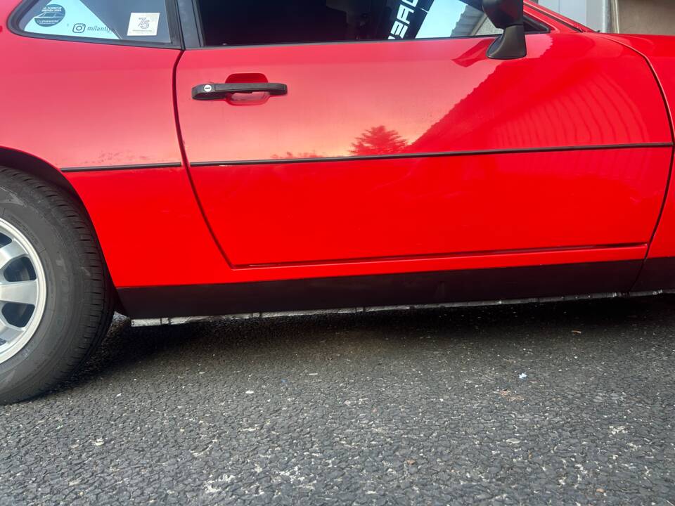 Image 37/42 de Porsche 924 (1984)
