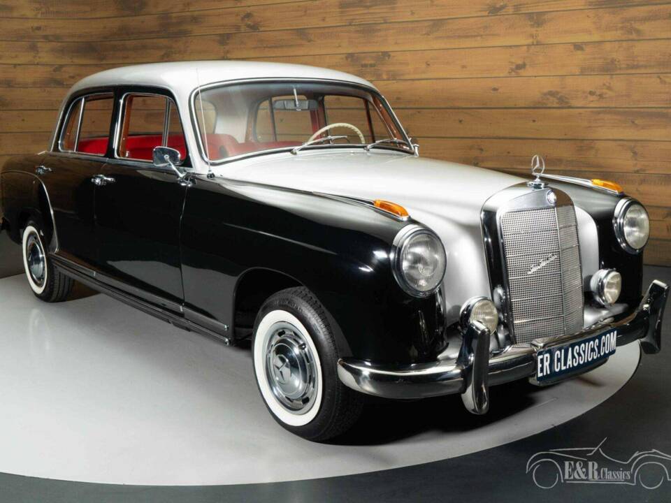 Image 3/19 de Mercedes-Benz 220 a (1955)