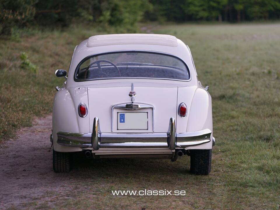 Image 16/17 of Jaguar XK 150 FHC (1959)