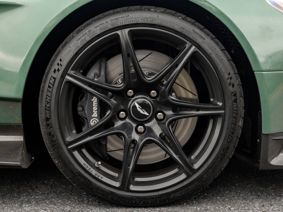 Image 5/65 de Aston Martin Vantage GT8 (2017)