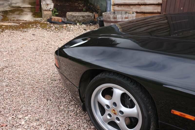 Bild 38/50 von Porsche 928 GTS (1995)